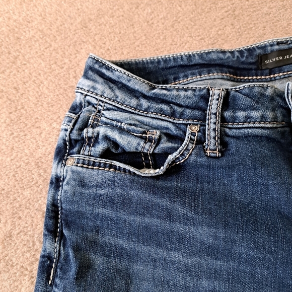 Silver Jeans Women's Boyfriend Jeans Size 29 Ankle Length Denim Distressed Blue - Picture 3 of 15